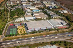 Las nuevas instalaciones de <span style="color: #ff0000;"><em><strong>Montesa</span>-Honda</strong></em> en Santa Perpétua de Mogoda y, que ocupa una superficie de 86.000 m2..