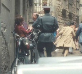 Una <span style="color: #ff0000;"><em><strong>Montesa</span> Impala</strong></em> en 'El cónsul de Sodoma' de 2009.