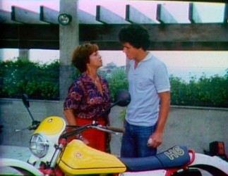 Una <span style="color: #ff0000;"><em><strong>Montesa</span> 250 H6</strong></em> en 'Los vagabundos torpes' de 1982